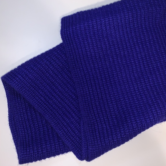 J.Crew Wool Circle Scarf - Picture 4 of 7